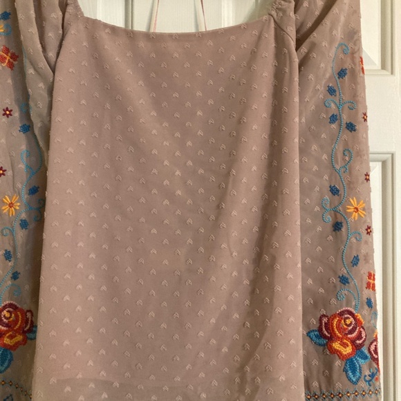 Savanna Jane Embroidered Floral Blouse - Picture 2 of 7